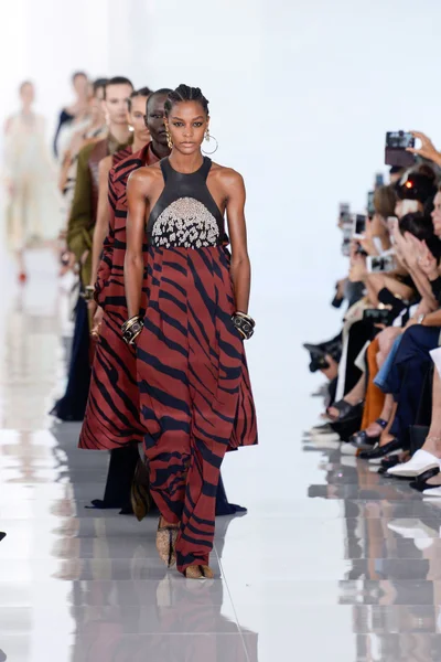 Look 38